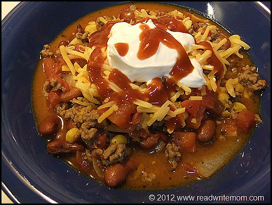 Looking for a recipe for the best taco soup recipe ever? Look no further!