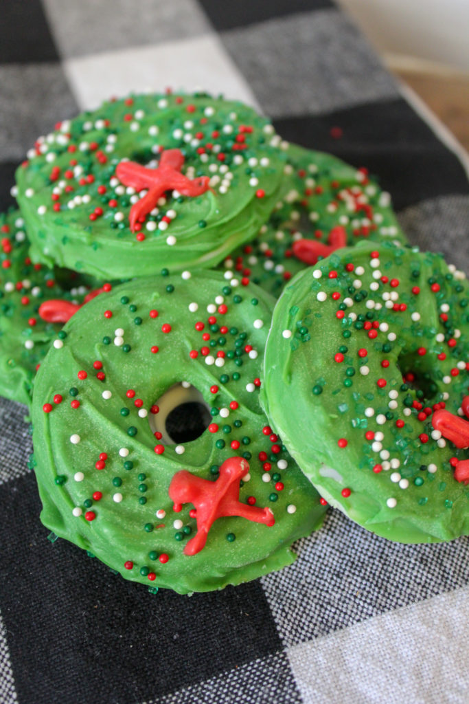 Christmas wreath cookies