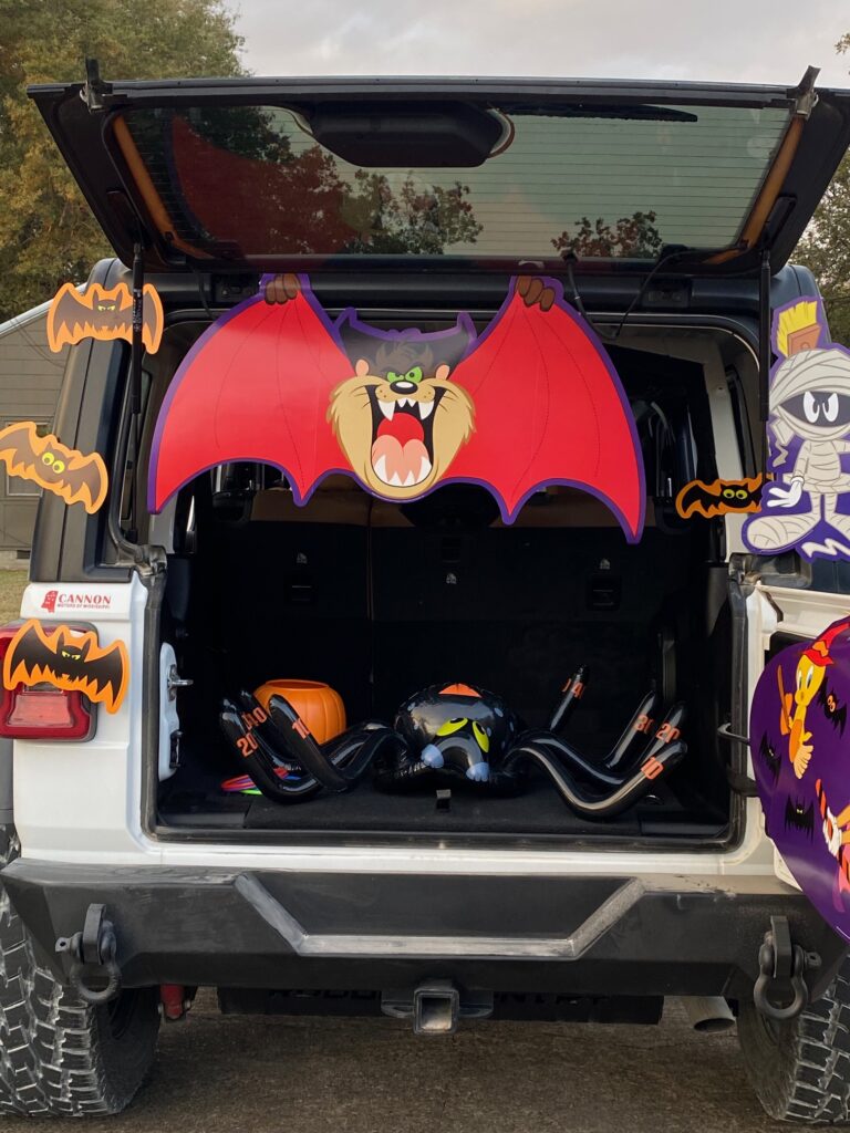 bats trunk or treat