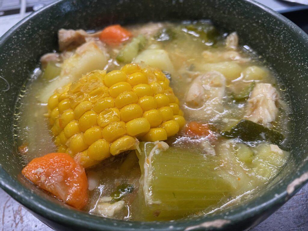 Caldo de Pollo